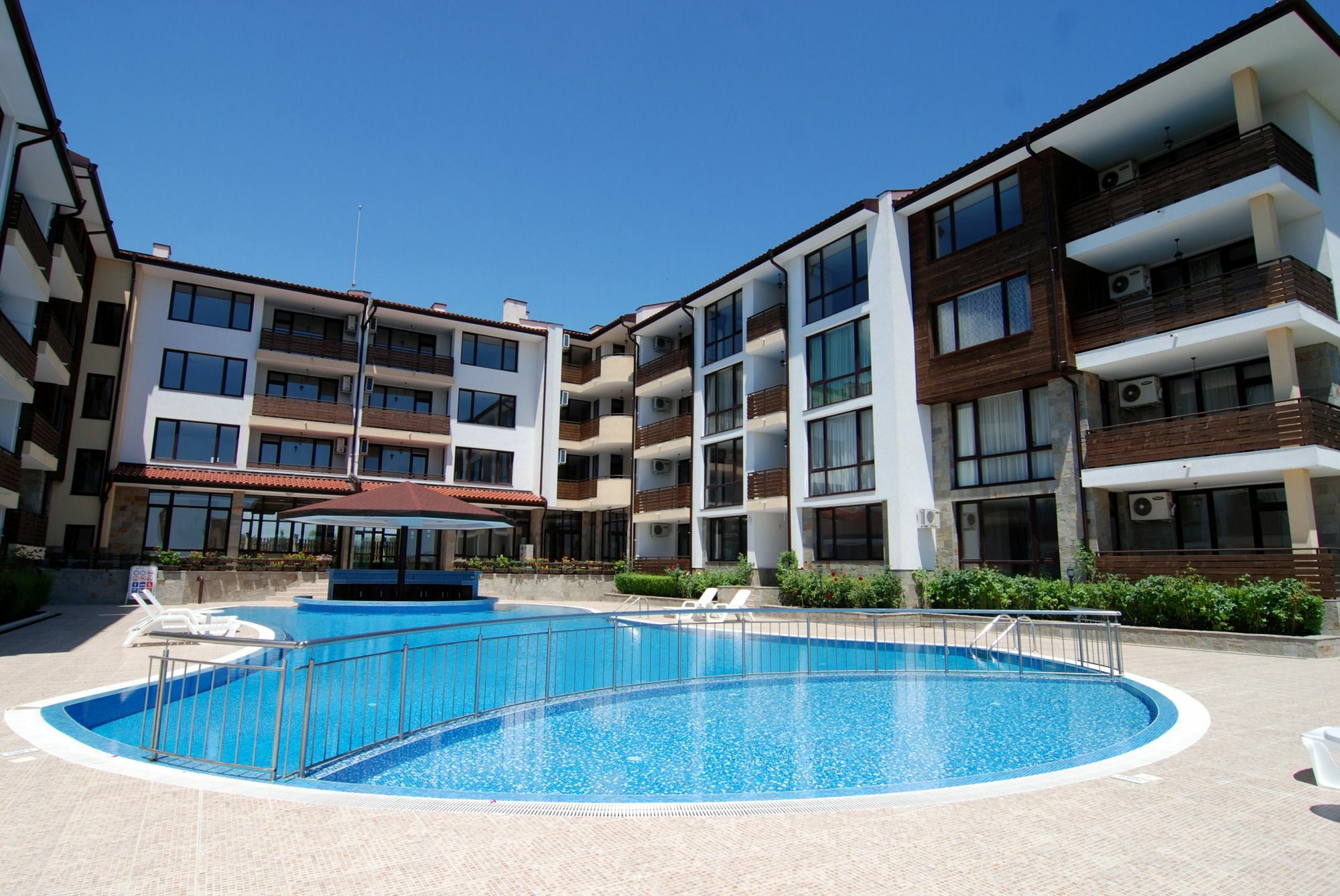 Baratero Mar Nero Apartments 拉夫达 外观 照片